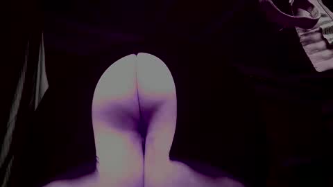 Snapshot of big_girl4real_fun chatting on October 21, 9:58 am BigGirl4RealFun online show from October 21, 9:58 am