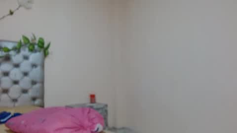 Stiven Leon online show from January 23, 6:45 pm