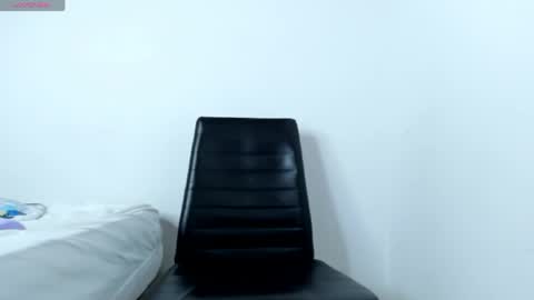 LEO online show from May 27, 2:52 am