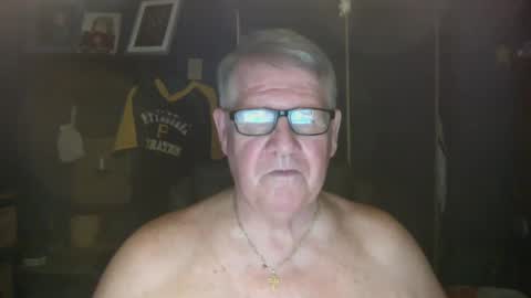 Snapshot of bigbeerdrinker1 chatting on March 11, 1:59 am bigbeerdrinker online show from March 11, 1:59 am