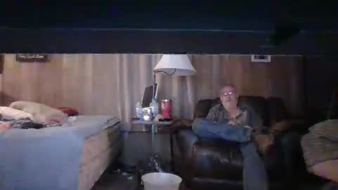 Snapshot of bigbenidick1 chatting on October 28, 10:33 pm BB online show from October 28, 10:33 pm