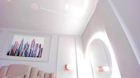   online show from November 21, 10:35 am