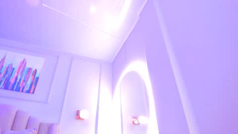   online show from January 14, 10:23 am