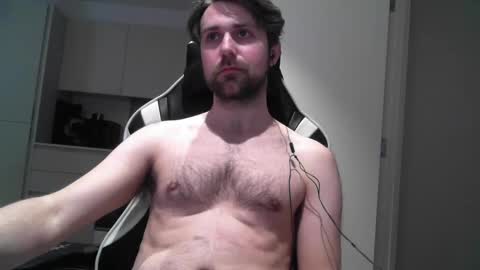 Snapshot of bigbrit_25 chatting on February 5, 10:55 pm Big Brit online show from February 5, 10:55 pm