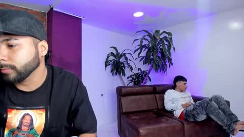 MOD ramon My team is mickey and roman online show from December 15, 1:18 pm