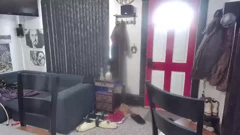 Darryl online show from February 15, 6:23 pm