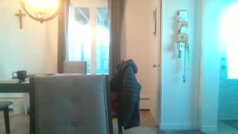 bigdeer581917471 online show from April 22, 10:11 am