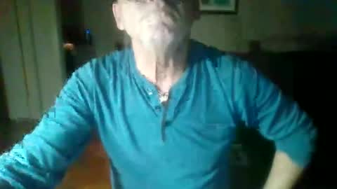 bigdeer581917471 online show from January 19, 9:01 am