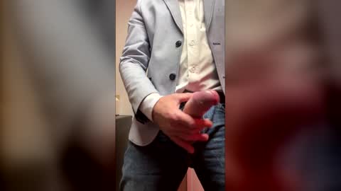 bigdick3981 online show from May 22, 4:36 pm