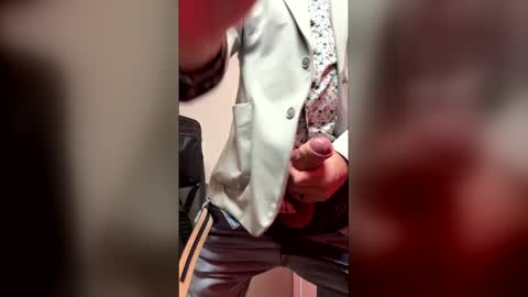 bigdick3981 online show from May 25, 12:00 pm