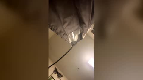 bigdick960429 online show from December 4, 8:08 pm