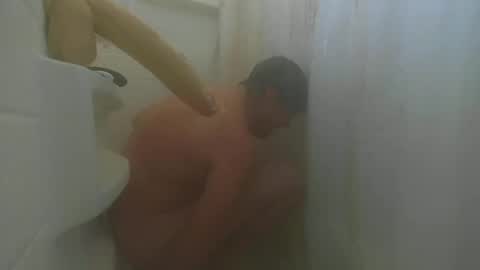 bigfeetbottom online show from November 17, 6:10 pm