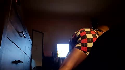 bigg_steppa87 online show from November 12, 10:06 am