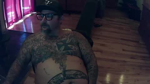 biggdaddy4206913 online show from September 19, 8:01 pm