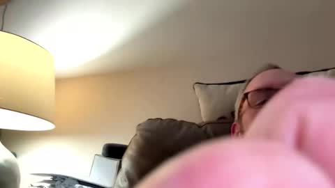 biggloves4bighands online show from April 26, 11:35 pm