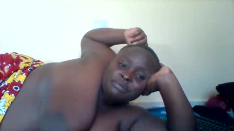 laila online show from March 10, 11:45 am