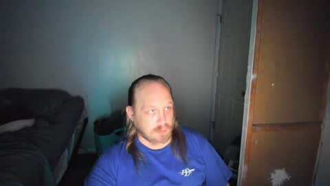 bigmike20129020 online show from June 18, 7:47 am