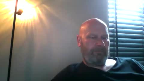 bigmike3339 online show from May 31, 7:07 am