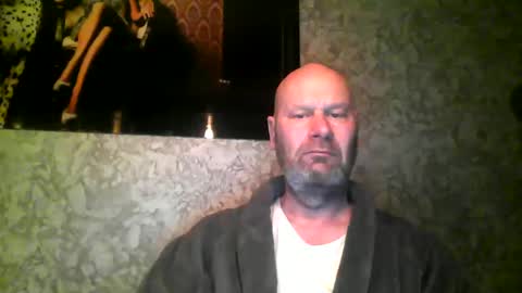 bigmike3339 online show from January 2, 4:20 am