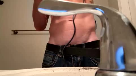 DontLieyoudfuckm3 online show from November 14, 7:21 am