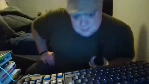 Snapshot of bigred_nyc chatting on February 8, 1:32 am Big Red online show from February 8, 1:32 am