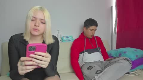 SEX IN THE HOUSE online show from March 13, 9:07 pm