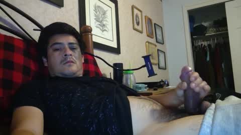 Snapshot of bigtime139461 chatting on January 21, 3:59 am bigtime139461 online show from January 21, 3:59 am