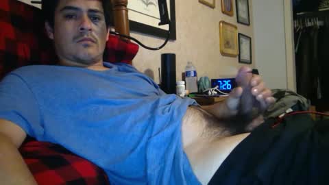 Snapshot of bigtime139461 chatting on January 28, 1:29 am bigtime139461 online show from January 28, 1:29 am