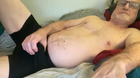 Bigwebone online show from April 15, 4:49 am