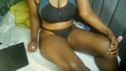 bigyybigy online show from March 7, 3:06 am