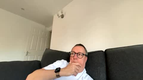 Just call me master online show from March 15, 5:05 pm