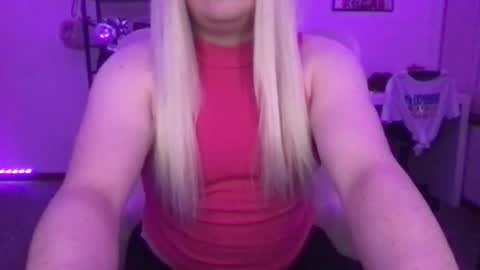 biigbiiaa online show from February 2, 1:03 am