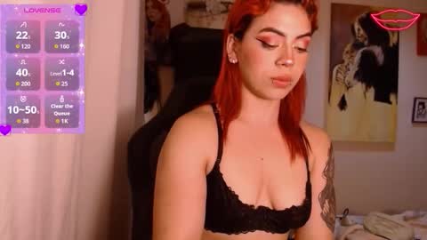 Snapshot of biigbooty_ chatting on October 24, 4:13 am biigbooty_ online show from October 24, 4:13 am