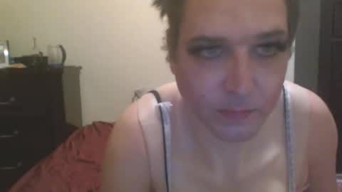 subsissyXdress online show from December 5, 1:05 am