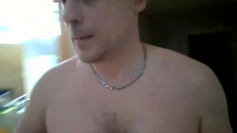 Snapshot of bird8888 chatting on January 26, 6:38 am bird8888 online show from January 26, 6:38 am