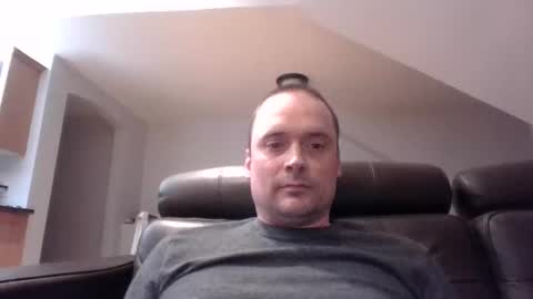 Snapshot of bird8888 chatting on December 7, 10:01 pm bird8888 online show from December 7, 10:01 pm