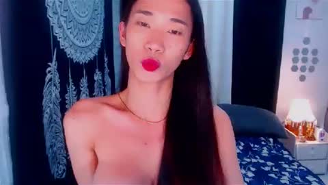 Snapshot of bitch_destroyer chatting on March 7, 10:10 pm EVA online show from March 7, 10:10 pm