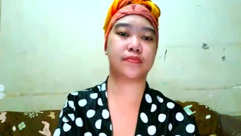 Maureen online show from April 29, 10:36 pm