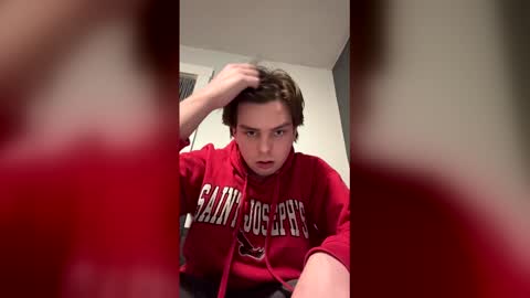 bkennedy829 online show from February 4, 11:19 pm