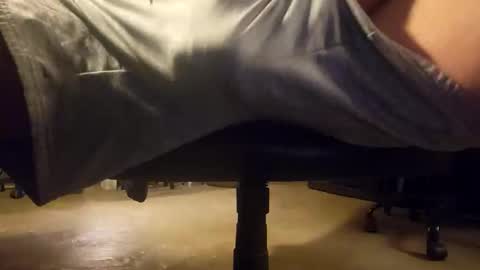 Snapshot of bkupsguy chatting on October 22, 1:42 am bkupsguy online show from October 22, 1:42 am