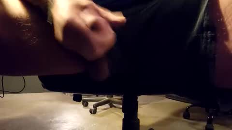 Snapshot of bkupsguy chatting on October 30, 1:06 am bkupsguy online show from October 30, 1:06 am