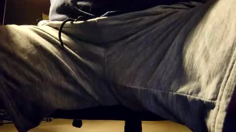 Snapshot of bkupsguy chatting on March 2, 2:41 am bkupsguy online show from March 2, 2:41 am