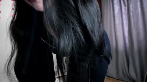 black_berry_bla_ck online show from March 4, 1:28 pm