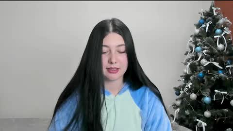 black_berry_bla_ck online show from December 13, 1:33 pm