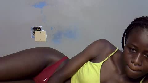 black_ebony8 online show from May 13, 6:28 pm