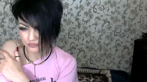 black_hot_01 online show from November 20, 5:50 am