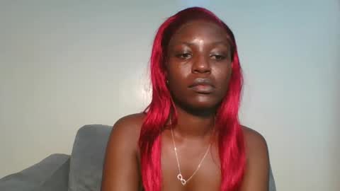 Snapshot of black_mellanin01 chatting on October 21, 1:44 am black_mellanin01 online show from October 21, 1:44 am