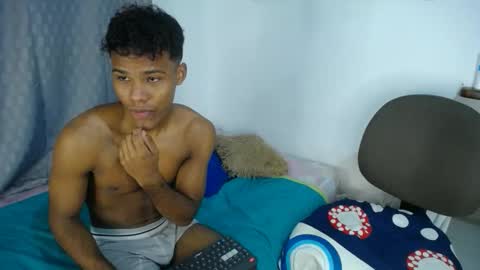 black_men9 online show from April 11, 10:52 am