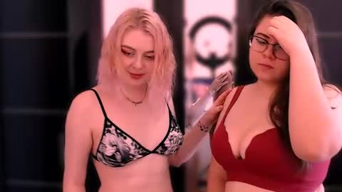 Sasha and Bella online show from June 15, 5:54 am