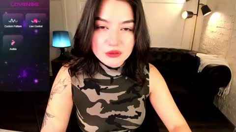 Snapshot of black_pant3r chatting on September 10, 2:34 am Mon Mon online show from September 10, 2:34 am